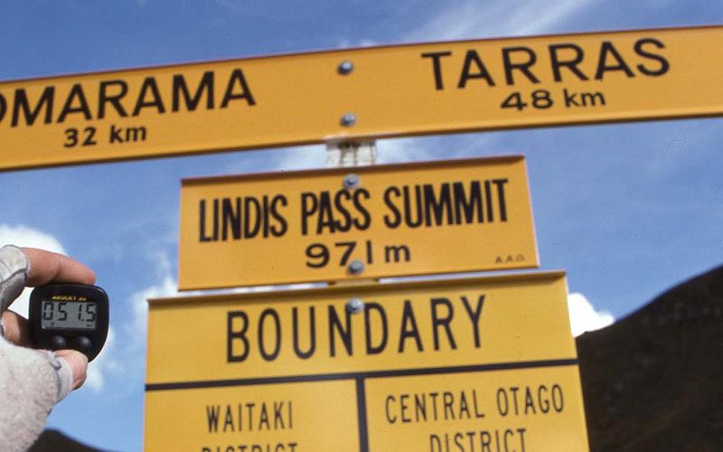 WT 0200 048-31 New Zealand Lindis Pass.jpg